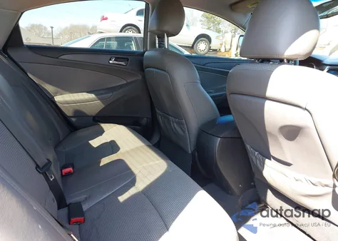 2013 Hyundai Sonata Se z USA, uszkodzony, nr VIN 5NPEC4AC0DH648668